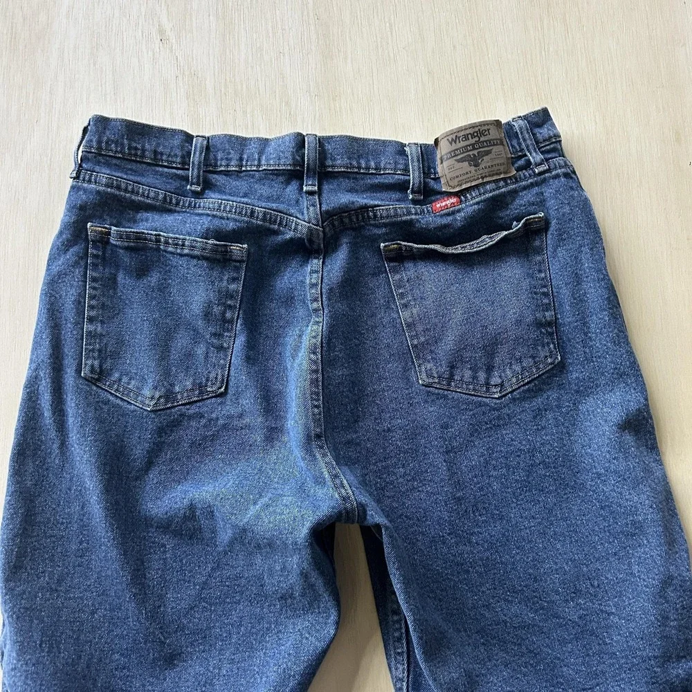 Y2K Wrangler Shorts Mens‎ 38 Blue Denim Relaxed Fit Stretch 9 Inseam Jorts